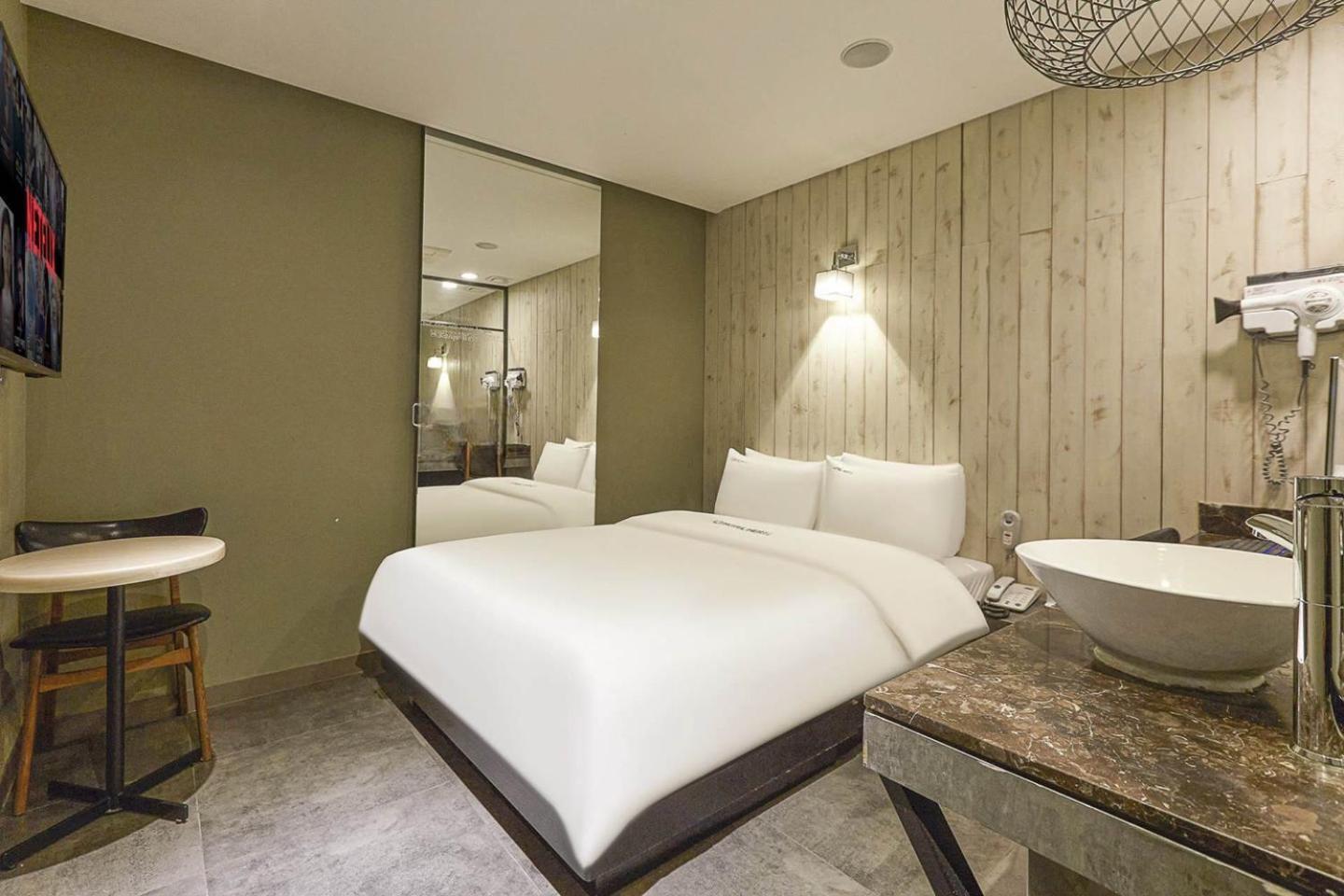 Hertz Hotel 서울특별시 외부 사진